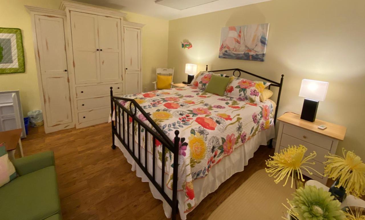 The Water'S Edge Inn & Gallery Baddeck Inlet Extérieur photo