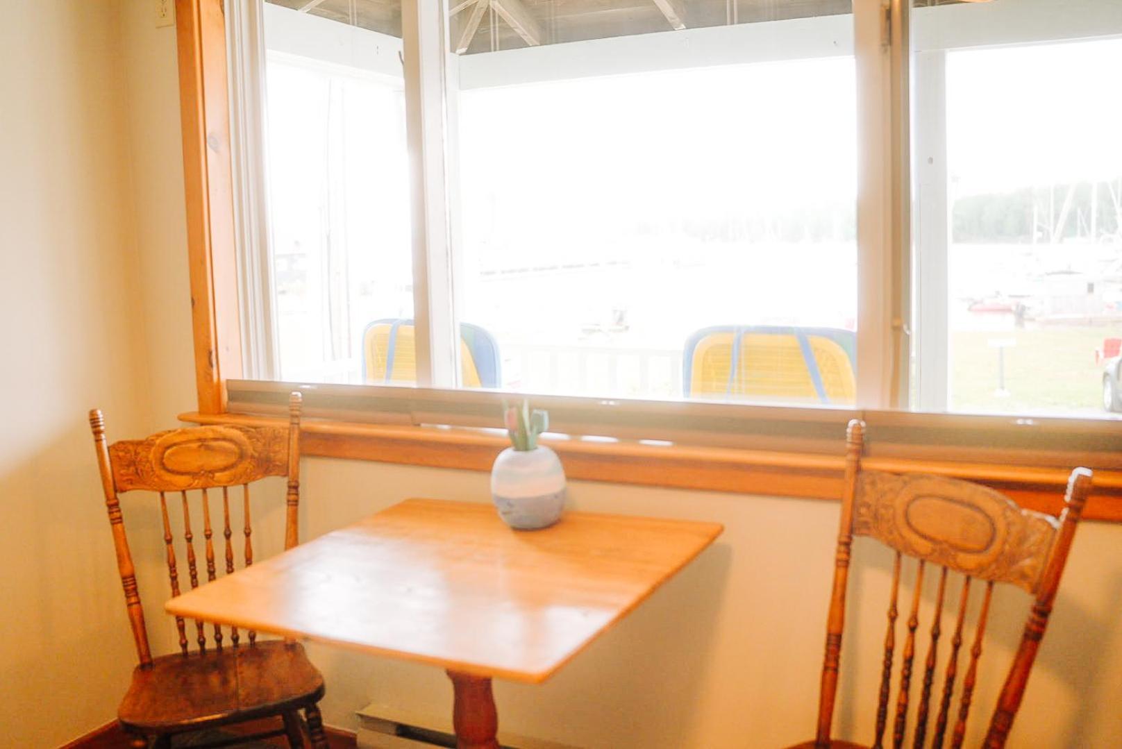 The Water'S Edge Inn & Gallery Baddeck Inlet Extérieur photo
