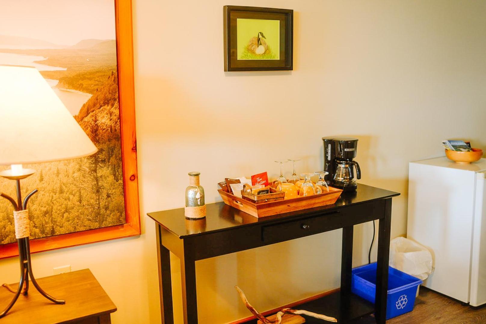 The Water'S Edge Inn & Gallery Baddeck Inlet Extérieur photo
