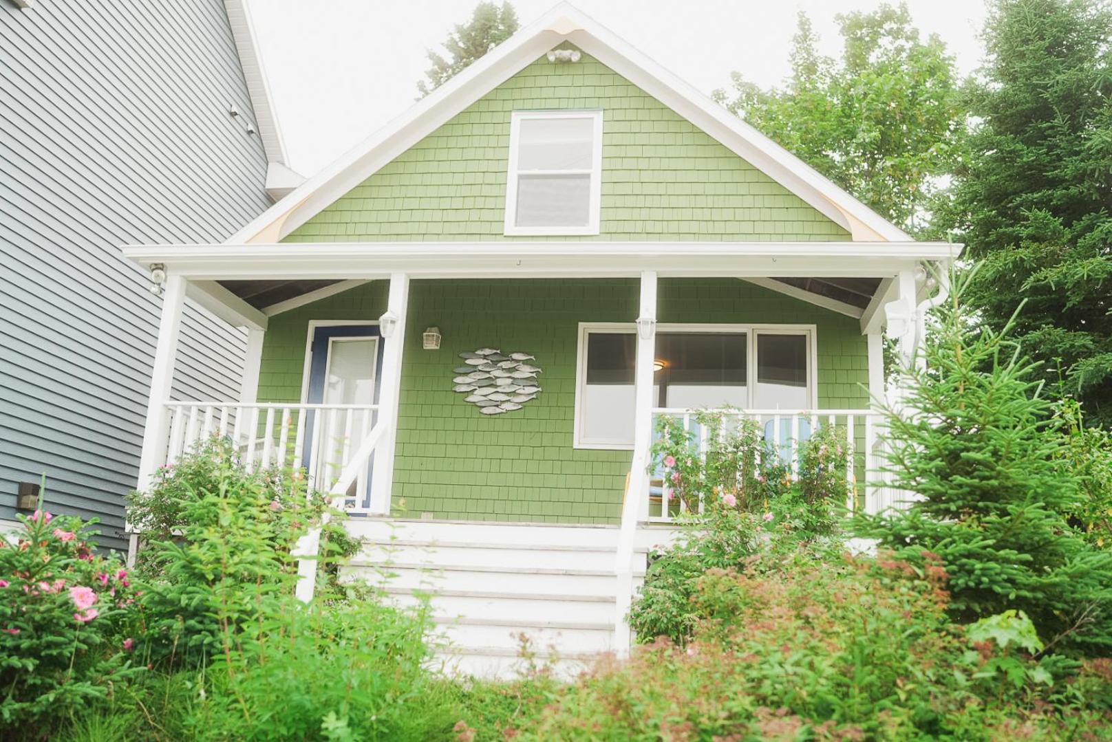The Water'S Edge Inn & Gallery Baddeck Inlet Extérieur photo